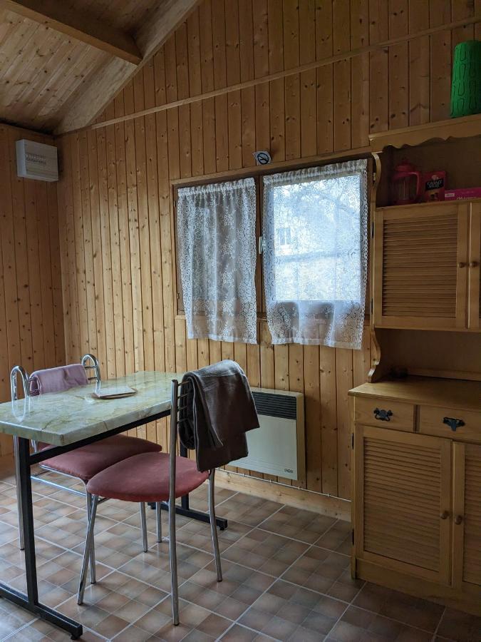 Au Petit Chalet D'Illiers Combray - Salle D'Eau Uniquement Extérieur photo